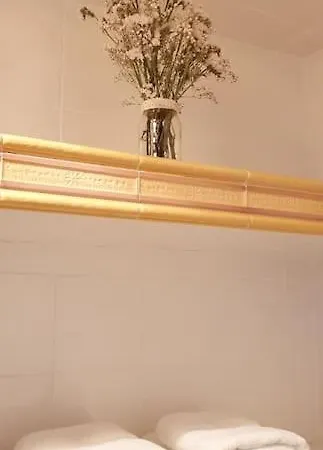 Rural Sefardi, Barrio Judio De Apartment